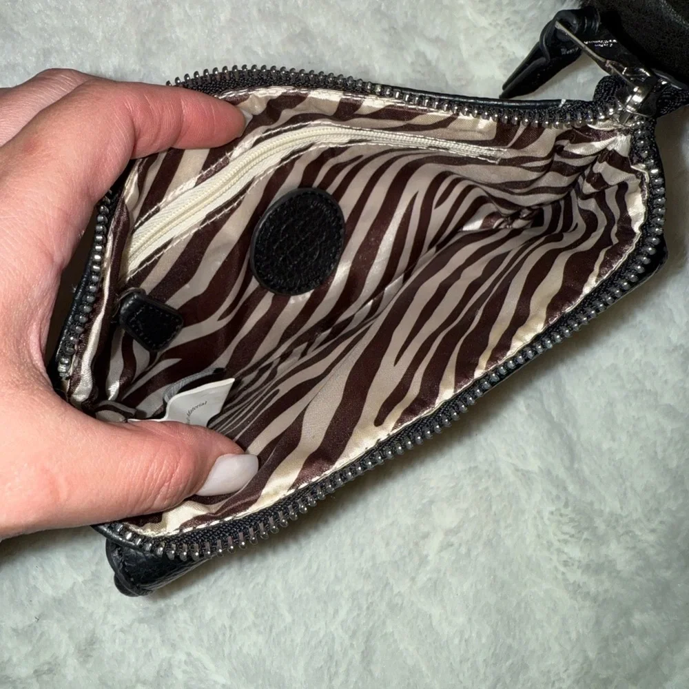 3 x 20$ Dana Buchman Black Wristlet Clutch